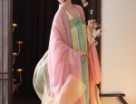 Luxury and Elegance:The Premium Horseface Skirt