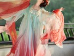 Silk Cheongsam in Verdant Green:A Tale of Elegance and Tradition