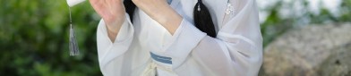 Embracing the Traditional:蚀骨旗袍与遮肚大肚子之美