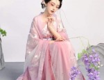JK and Hanfu:The Fusion of Traditional and Modern Fashion