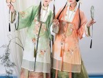 小个子穿新年旗袍小袄，时尚与传统文化的融合