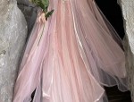 Embroidered Heavy-Work Horseface Skirt:A Blend of Tradition and Craftsmanship