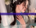 Latticed Elegance:The Revival of Traditional Cheongsam in a Retro Style