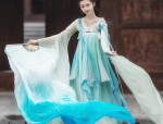 Traditional Cheongsam,Fans and Props:A Cultural Exploration