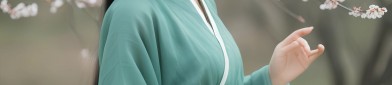 Mothers and Children in Traditional Hanfu Costumes:A Journey into the World of Nursery Harmony