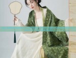 The Splendor of Ming-Style Hanfu:Round-necked Patched Robes