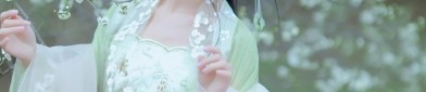 The Splendor of Orange Hanfu:Embracing the Chest-High Tradition