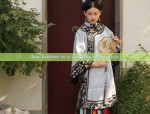 Golden Thread Cheongsam-Inspired Flower Dress:A Blend of Tradition and Modernity