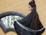 The Splendor of Cheongsam and Fur Shawl:A Blend of Traditional Elegance and Modern Luxury