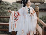 Plus-Size Fashionistas Embracing the Cheongsam:A Journey into the World of Curvier Figures in Qipao