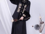 Exploring the Elegance of Modern Chinese Patterned Horseface Skirt