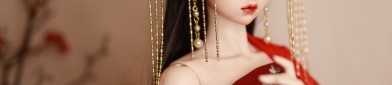 The Enigma of Dark Pattern Cheongsam:A Blend of Tradition and Modernity