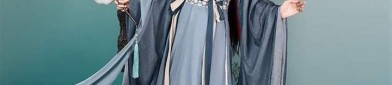 Winter Fashion for Petite Women:The Charm of Qipao