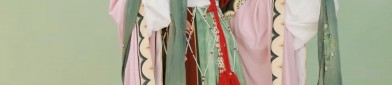 Reinventing Hanfu for Summer:Fashionable Innovations in Traditional Chinese Clothing