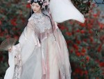 The Elegance of Green Cheongsam:A Closer Look at Grass Green Beauty