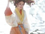 The Pavilion-Style Horseface Skirt Ensemble A Blend of Elegance and Charm