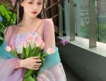 Classic Cheongsam Style:A Detailed Look into the Authentic Six-Meter Chest-Length Robe with Skirt