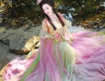 Reimagining the Cheongsam:A Summer-Friendly Long Version Evolution