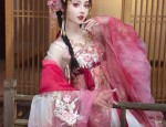 Modern Chinese-Style Qipao Dress:Embracing Traditional Elegance in Modern Womens Fashion