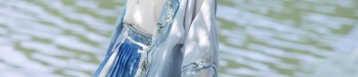 The Unique Charm of Song-Era Hanfu with Aircraft-Inspired Sleeve Design