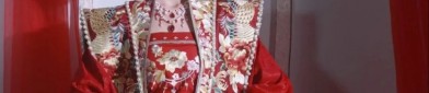 Embracing the Classics:Girls Cheongsam and Headwear Tradition