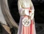 Embroidery Tang Suit for Women:A Long-lasting Fashion Statement