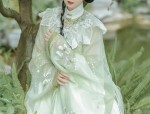Ethereal Beauty in Traditional Hanfu:The Qiyao RuQun of the汉服女装