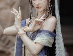 Reinventing Hanfu for Girl Children:Modernizing Traditional Elegance