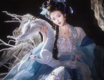 Embracing the Chic Qipao:The Evolution of the Traditional Chinese Cheongsam for Modern Girls