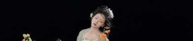 Li Bais Hanfu Style in Childrens Fashion:An Insight into Traditional Chinese Culture