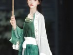 The Enchanting Journey of a Little Princess in Traditional Tang-Style Cheongsam