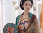 Winter and Autumn Fashion Trends for Little Girls in Traditional Hanfu Costumes