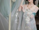 Reinventing the Classic:Mini-Sized Qipao with Modern Elegance