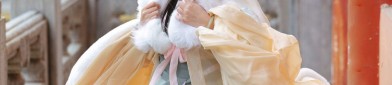 The Art of Styling a Shawl with a Black Cheongsam