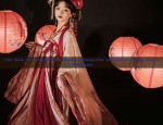 The Splendor of Cheongsam Fabric:Silk Satin and Its Allure