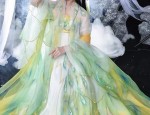 Zhonglings Hanfu Style in the Song Dynasty:A Journey into Traditional Chinese Elegance