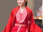 The Splendor of Song Dynastys Round-necked Hanfu:A Journey into Traditional Chinese Clothing