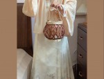 Summer Chic in Cheongsam:The Secrets of Brightening Complexion for a Radiant Look