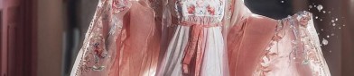 The Splendid Cheongsam with High Slit:A Symbol of Success in Every Step