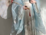 The Little Girl in a Cheongsam:A Cultural Journey