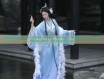 Festive Greetings:A Guide to Traditional Chinese Girls Hanfu for the Chinese New Year