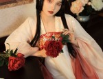 The Splendor of Hanfu:The Cultural Significance of Qiyao with the Flower of the Otherworld