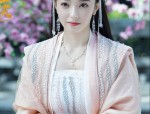 Short-Style Golden Silk Qipao with Cheongsam Charm