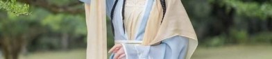 Phoenix Nesting in Traditional Hanfu:The Journey of a 16-Year-Old Cultural Embrace