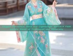 Elegant Horseface Skirt and Lightweight Blouse:A Fashionable Blend of Traditional and Modernity