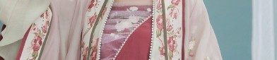 The Splendor of Late Ming-Style Hanfu Robes:The Phoenix Crown and Cloud-Colored Robe