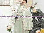 Sizzling Girls in Cheongsam:The Allure of Spicy-Hot Young Girls in Traditional Chinese Dress