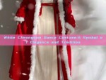 White Cheongsam Dance Costume:A Symbol of Elegance and Tradition