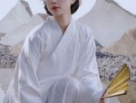 A Fairy-like Girl in Hanfu Fashion:The Rise of a Vintage Chinese Beauty