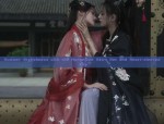 The Rising Interest of Junior Students in Hanfu Han Chinese Traditional Clothing)in Summer